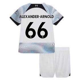 Liverpool Alexander-Arnold #66 babykläder Bortatröja barn 2022-23 Korta ärmar (+ Korta byxor)